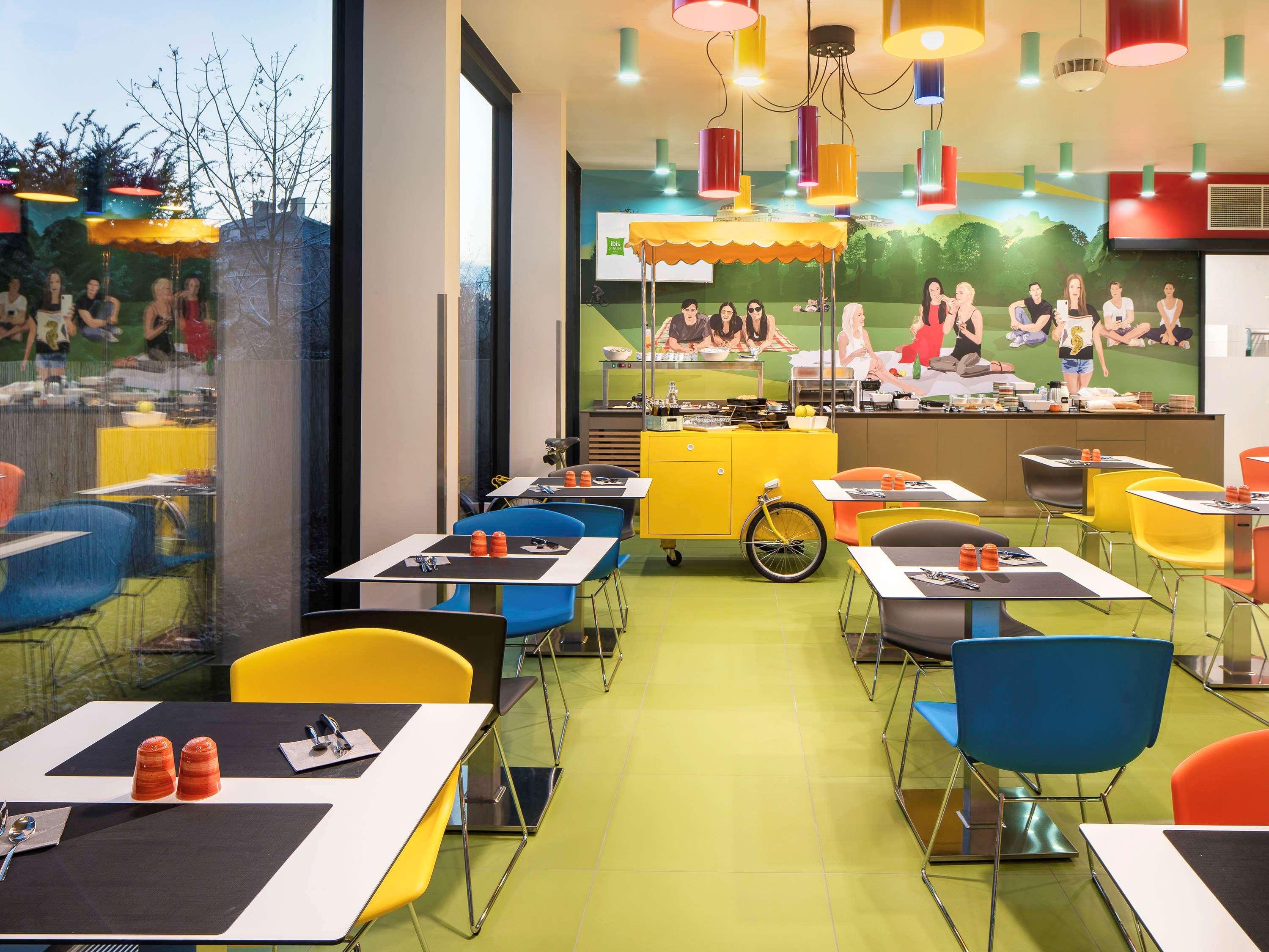 Ibis Styles Budapest Citywest Exterior photo